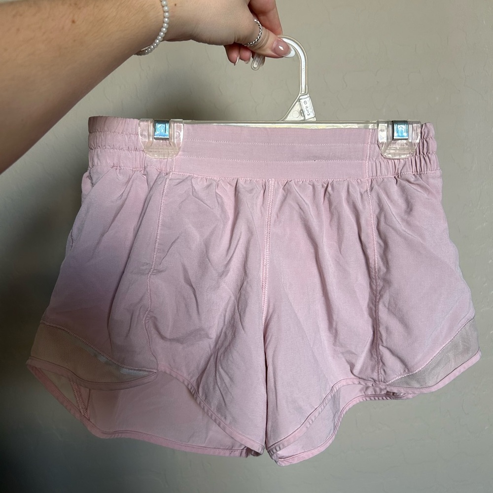 lululemon athletica light pink hotty hot shorts